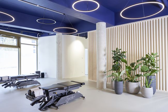 open adjustment-room-100